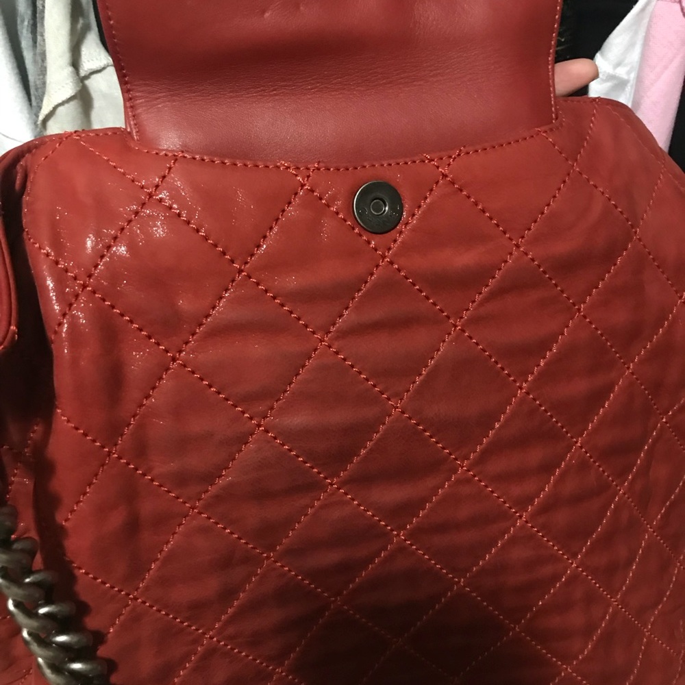 Authentic  Chanel - Picture 4 of 8